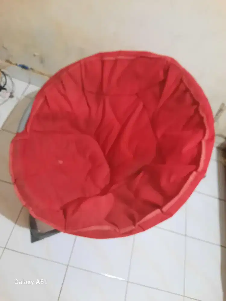 KURSI SANTAI KUAT DAN NYAMAN
