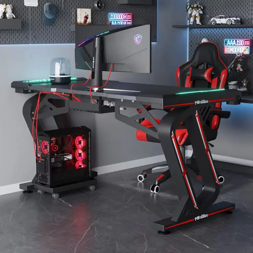 Meja gaming, sofa bed dan stroller