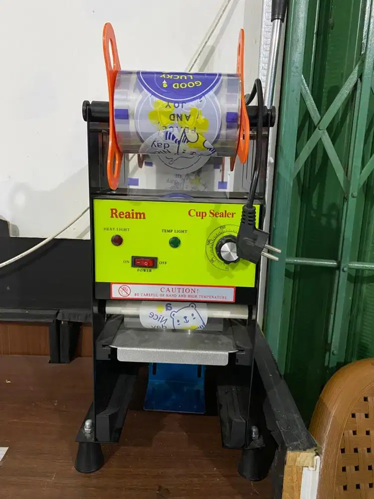 Cupsealer minuman