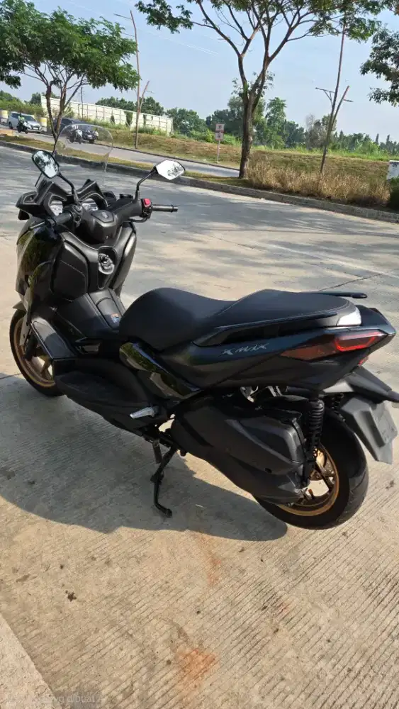 Jual xmax 2022 simpanan .jarang pakai