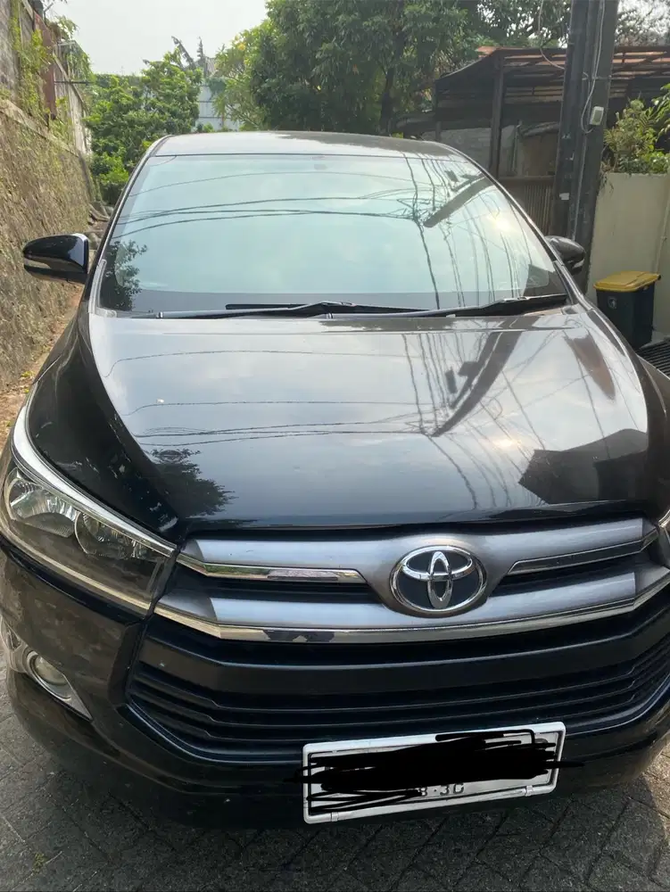 Dijual Toyota Innova Reborn 2,4 G Diesel A/T 2017 Black Metallic