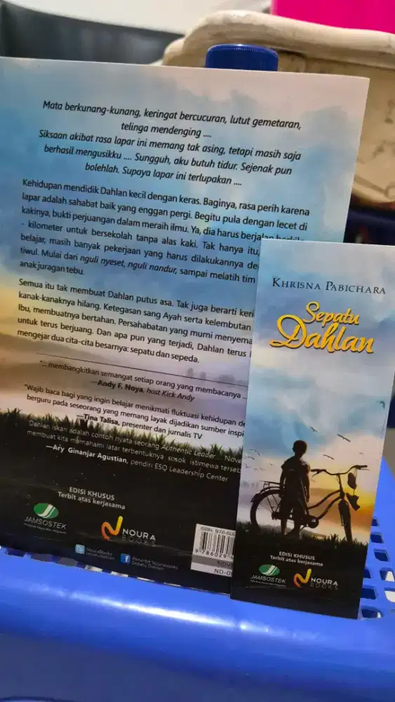 Judul buku Sepatu Dahlan