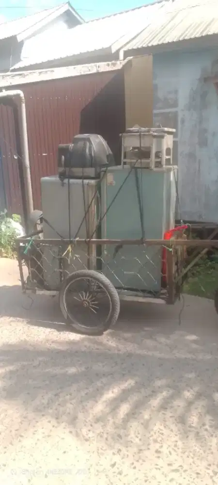 Betukar barang elektronik ynk rusak atau tidak terpakai