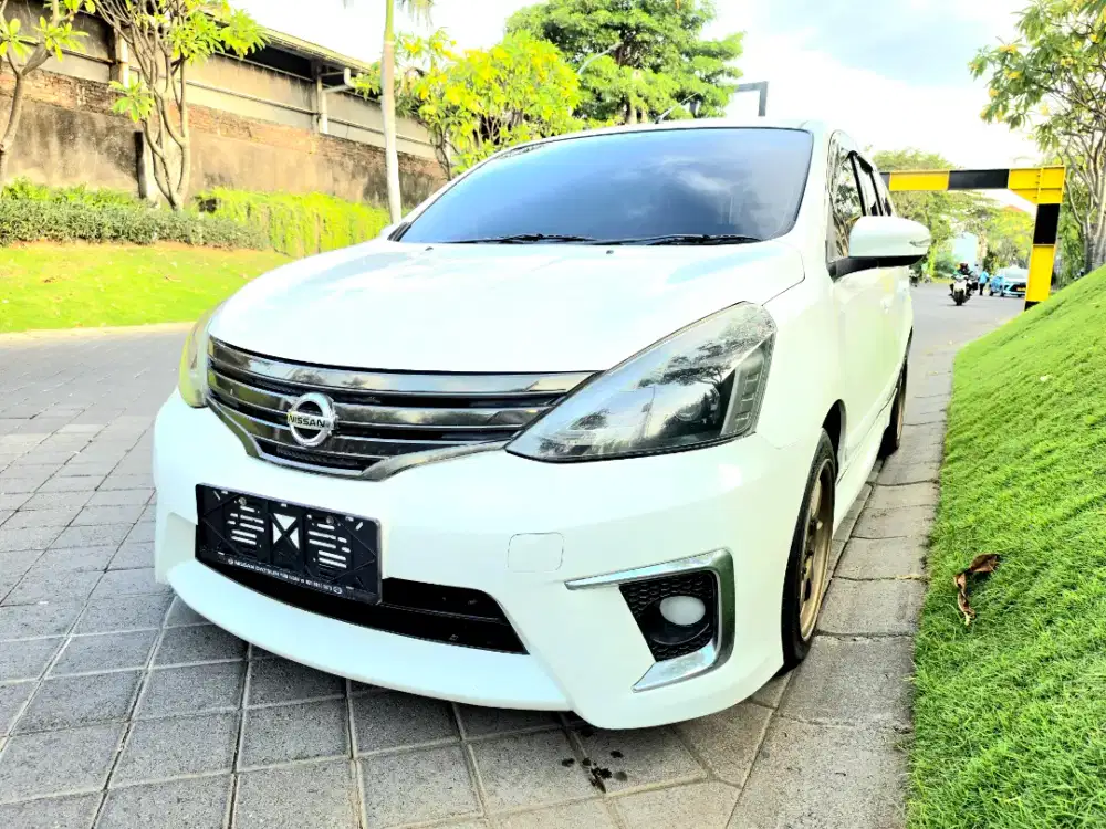 ISTIMEWA Grand Livina XV HWS 2017/2018 Matic AT No Xenia R 2016 KIM