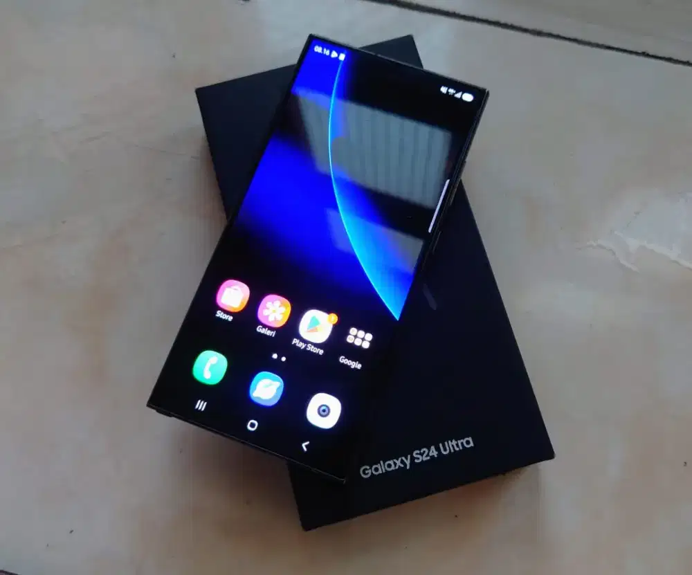 Samsung S24 Ultra RAM 12 GB Internal Memori 256  GB
