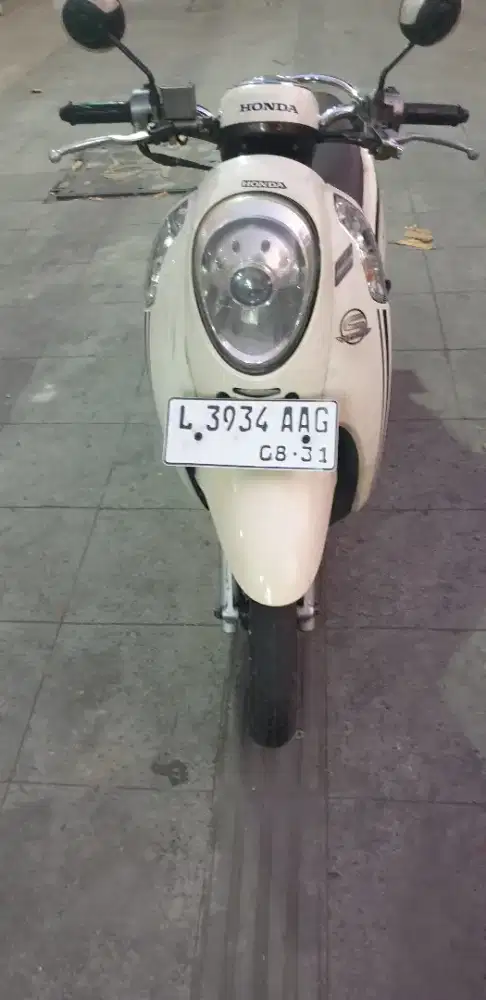 Scoopy Stylish th 2016 mulus pjk baru 08 -2027 plat 2031