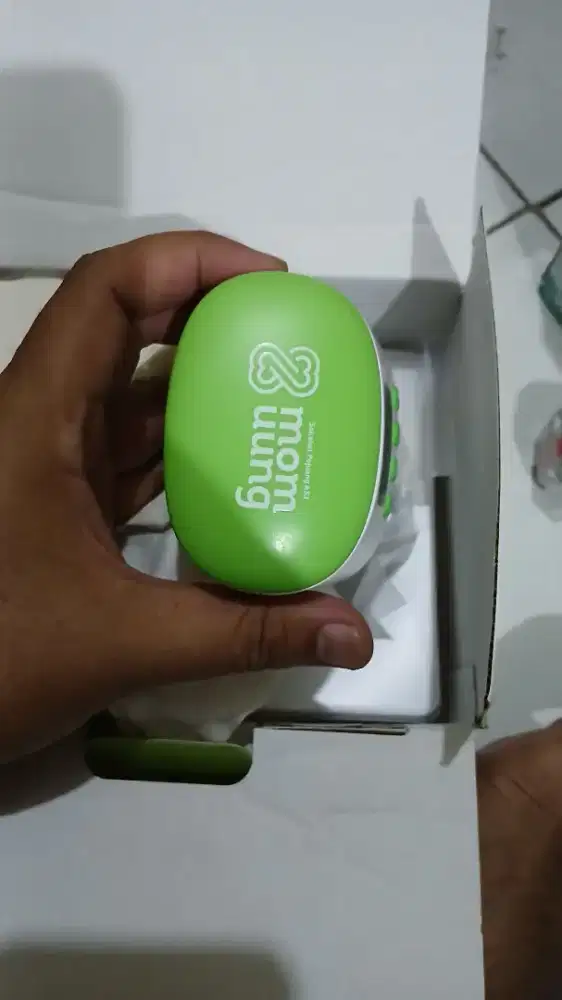 Pumping mom uung