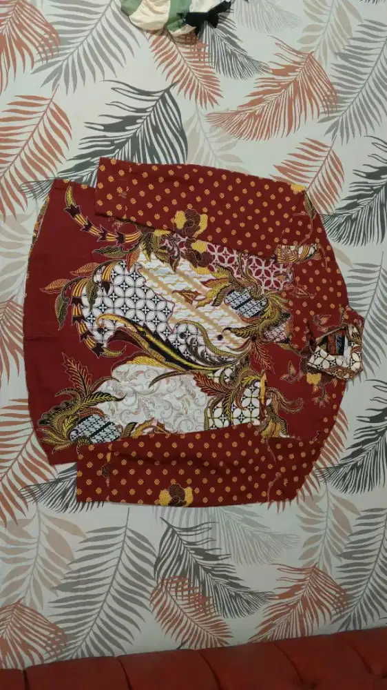 Kemeja batik pria lengan panjang