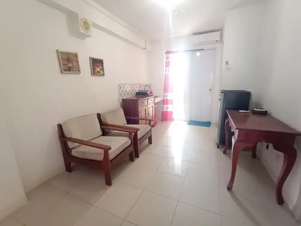 Disewakan apt bassura 2 BR semi furnish 1 thn tower Edelweiss free ipl