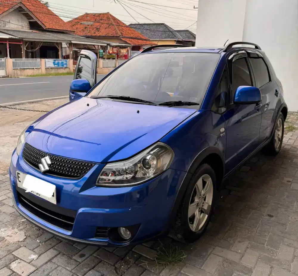 Suzuki SX4 X-Over AT Matic 2011