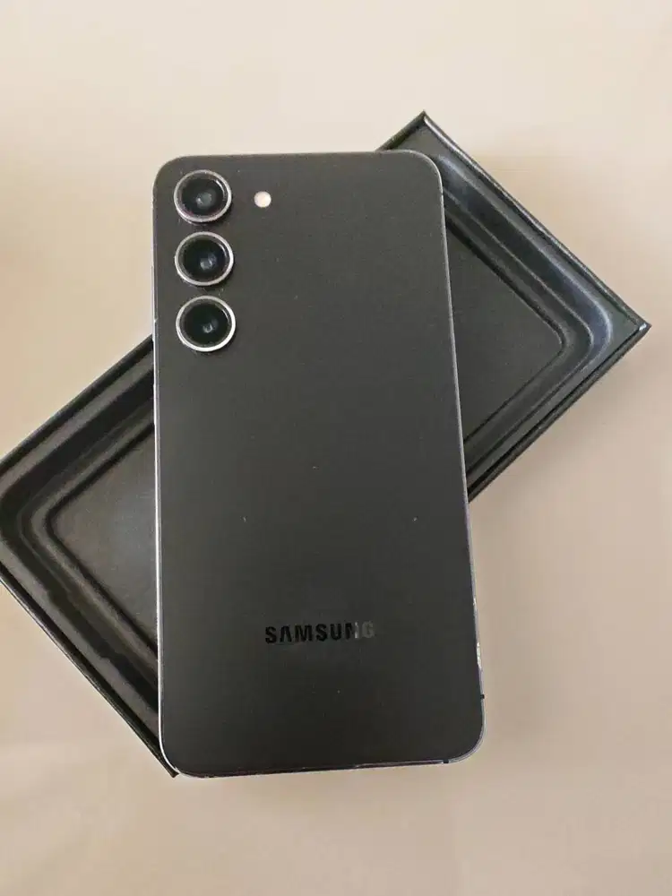 Samsung S23 basic 8/128gb
