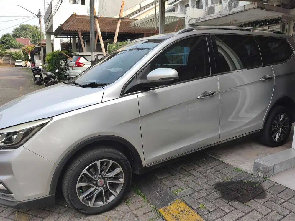 Wuling Cortez 2018 Bensin