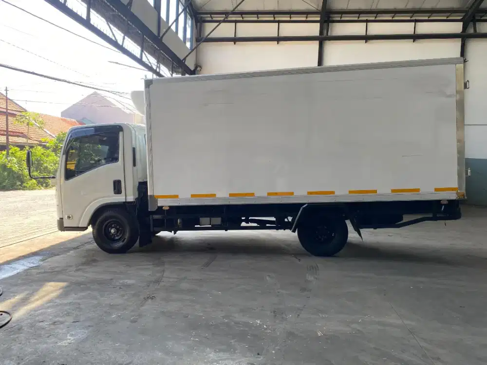 Isuzu ELF 4rdLong Th2025 Box Pendingin