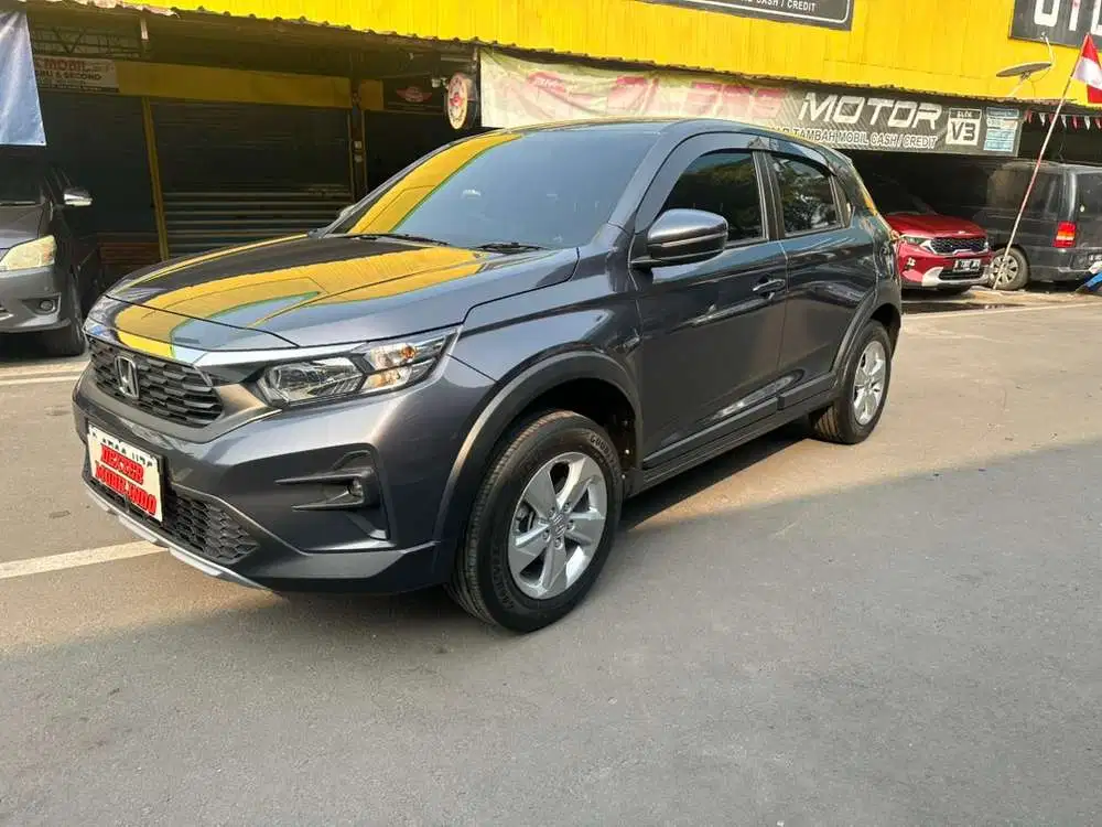 (Km 2 rb) Honda WRV matic 2025 kondisi seperti baru tgn 1 dr baru