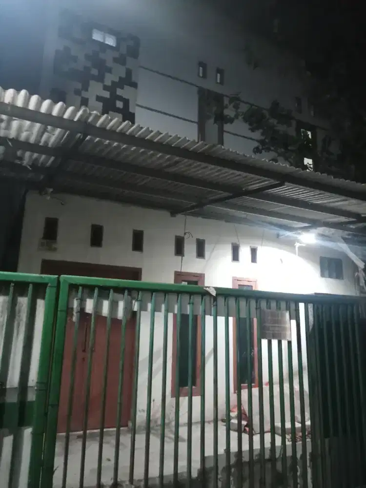 Disewakan rumah 2 lantai Bekasi Utara