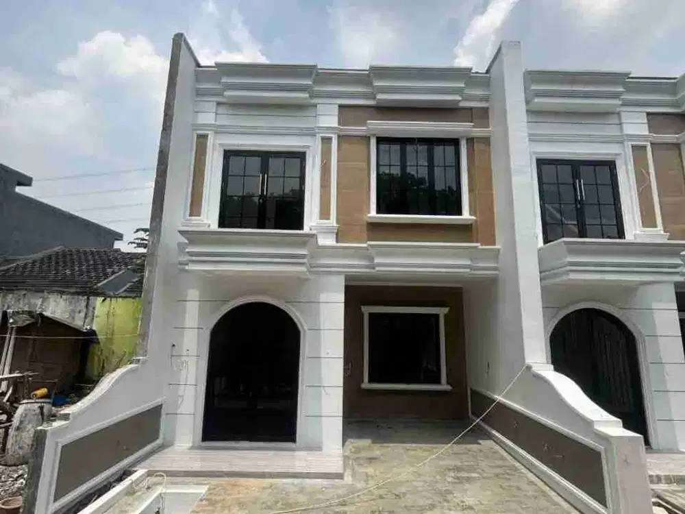Di Jual Rumah 2 Lantai Dkt kampus JGU GDC Dan Stasiun Depok Lama