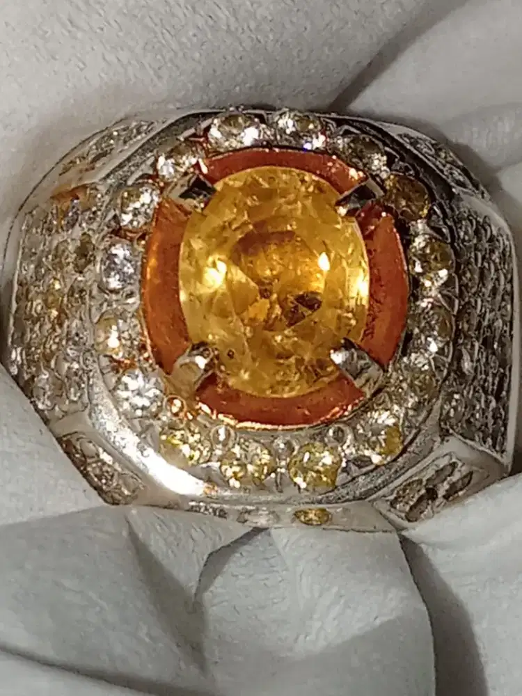 Yellow safir Srilanka