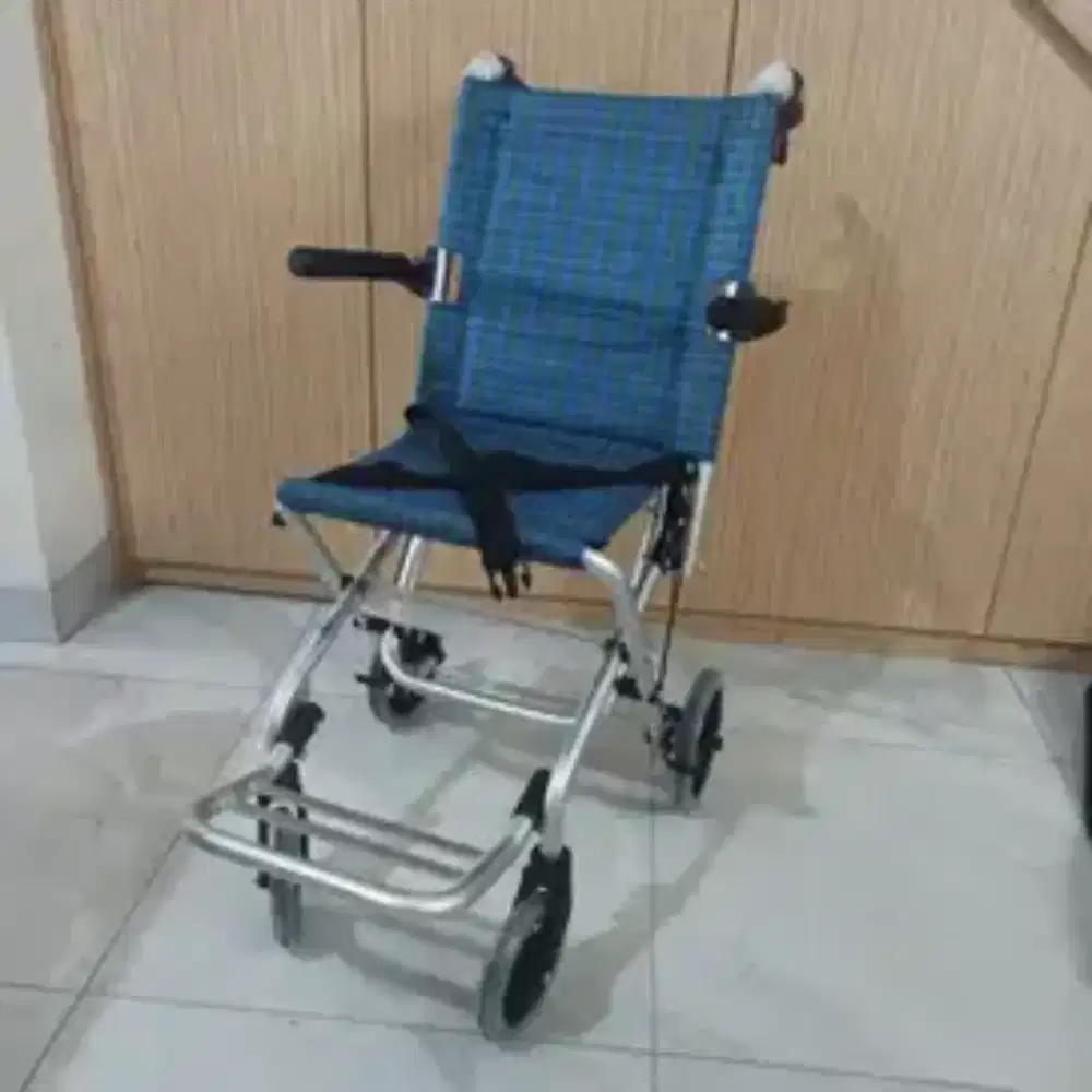 Kursi Roda Travel Lipat Bekas