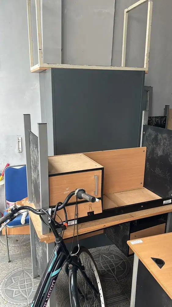 peralaan kantor