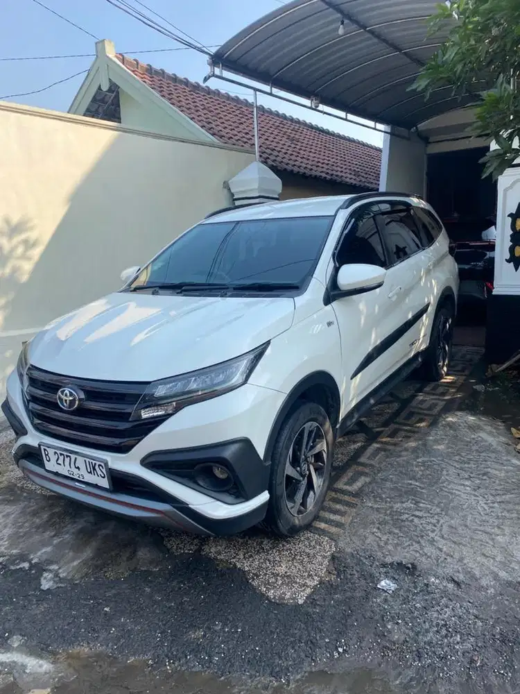 Toyota Rush 1.5 Sportivo 7 bensi AT
