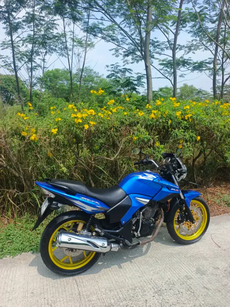 Honda Tiger Revo Tirev 2009 seger siap touring
