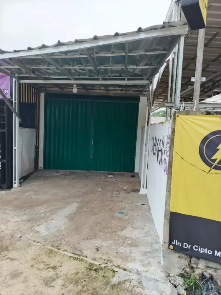 Di jual Ruko Pinggir jalan utama ciptomangunkusumo