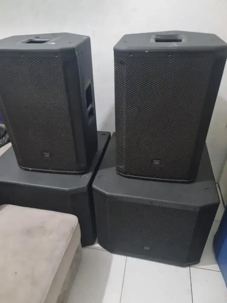 Speaker JBL 4 pcs