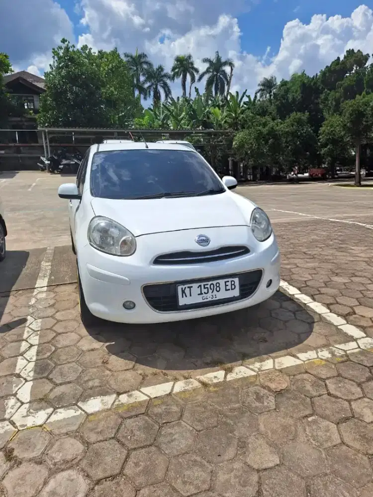 Nissan March manual 2011