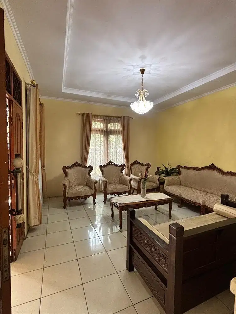 Dikontrakan Rumah Duta Harapan Full Furnished