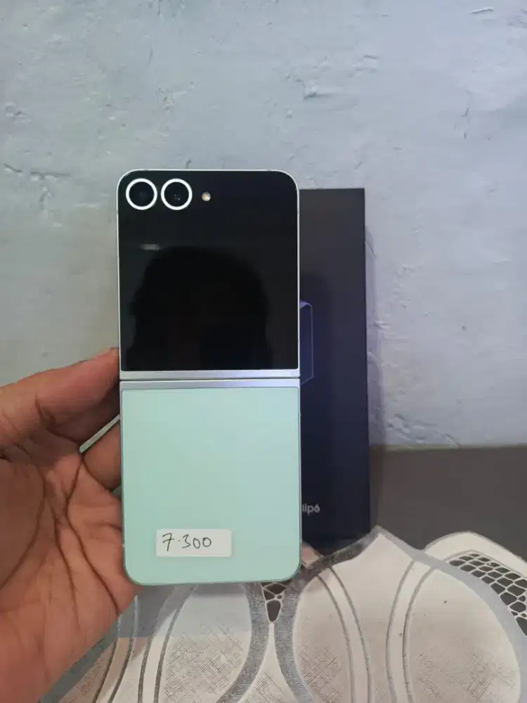 SAMSUNG Z FLIP 6 5G RAM 12/256GB ORIGINAL SEIN MULUS NORMAL FULLSHET