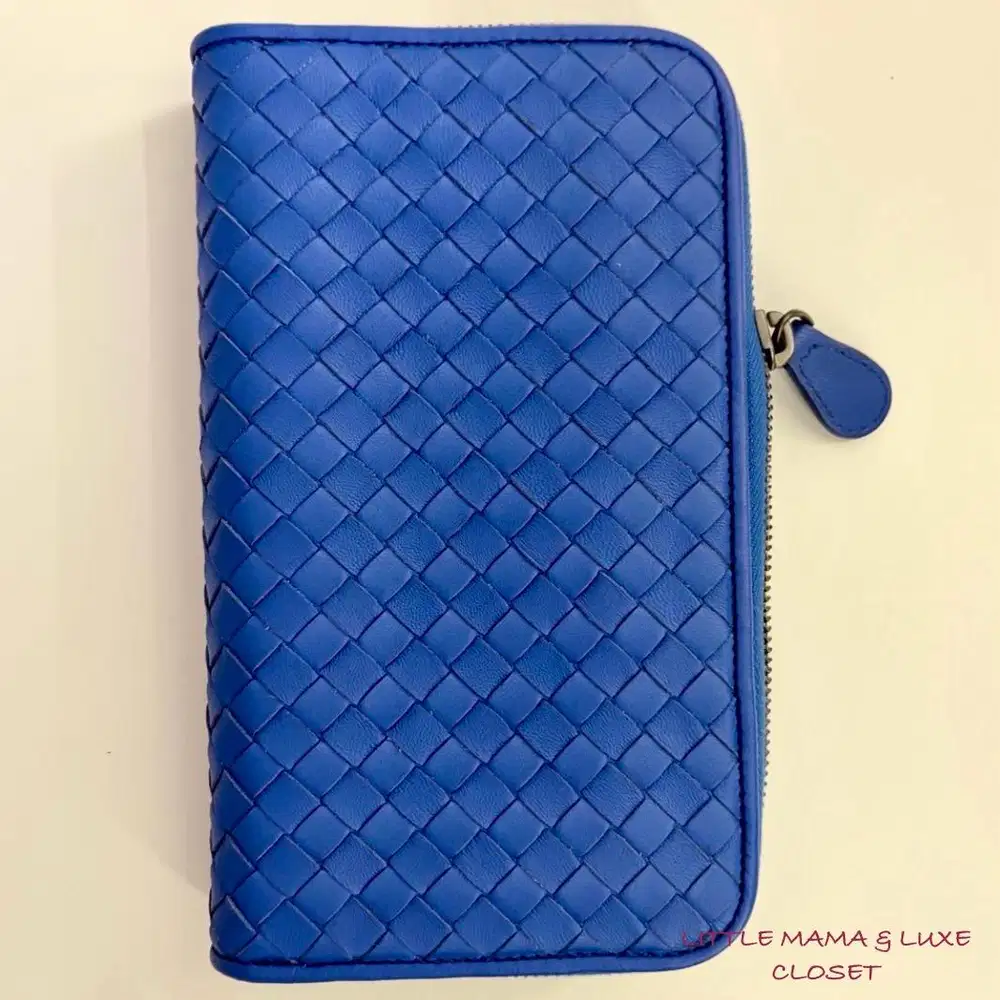 Bottega Veneta Intrecciato Long Wallet – Blue – Like New