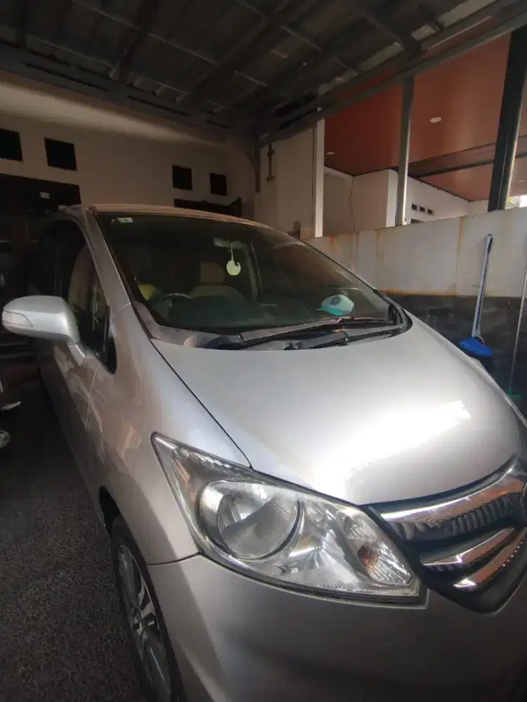 Honda freed 1.5 S AT 2013 Silver