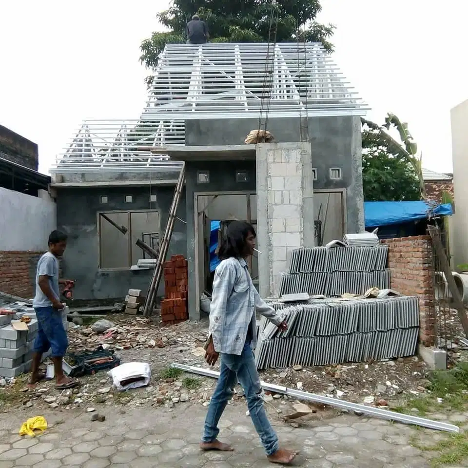 Bongkar Atap Lama Anda GantiDengan Baja Ringan & Genteng Beton Mutiara