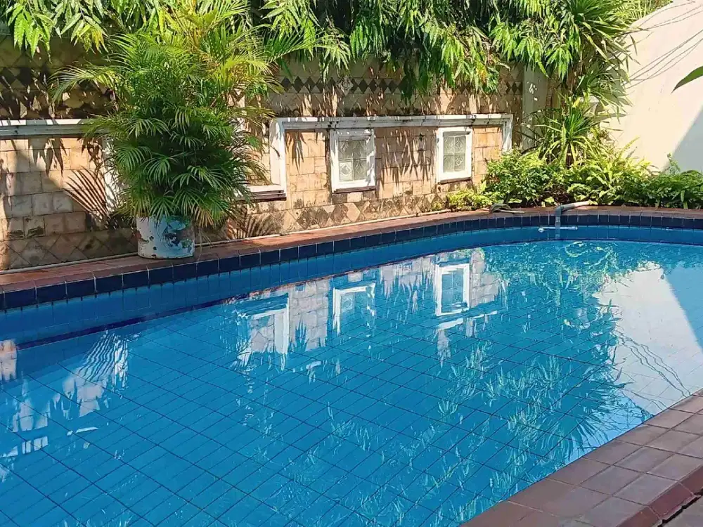 Dijual Townhouse Asri Exclusive Private Pool Di Kebayoran Lama