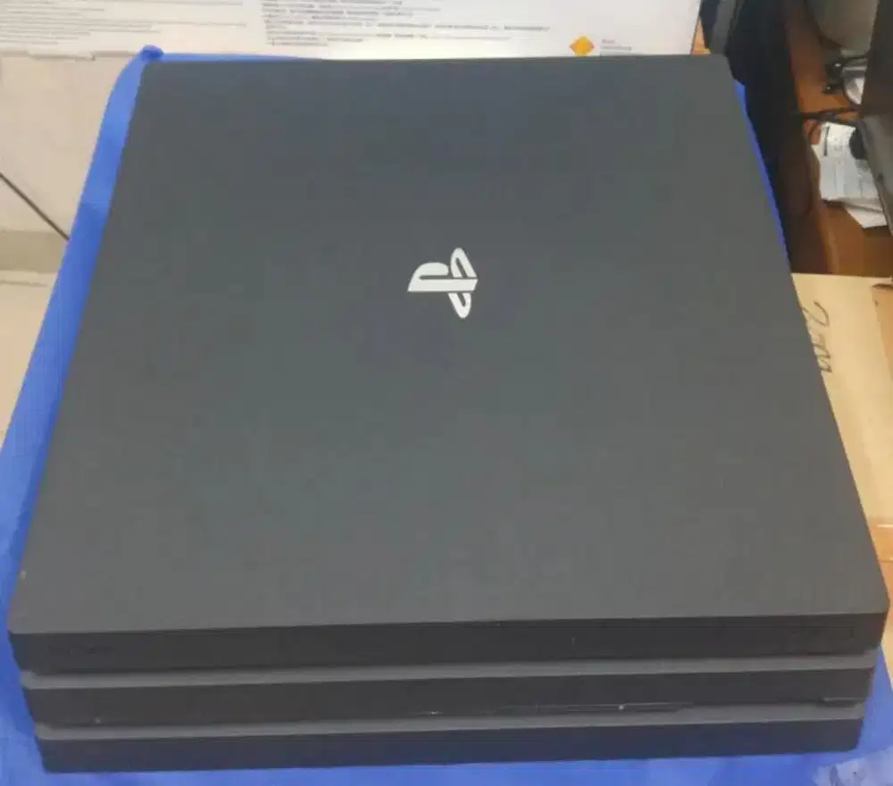 PS4 Pro 72xx ytta 9.00