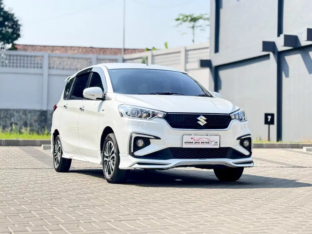 SUZUKI ERTIGA 1.5 SPORT HYBRID 2023