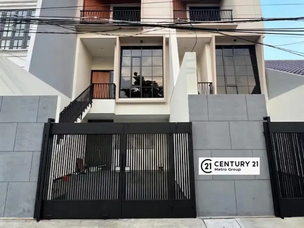 Rumah Brandnew 3 Lantai Modern Rapi Siap Huni Lokasi Strategis di Tomang Jakarta Barat