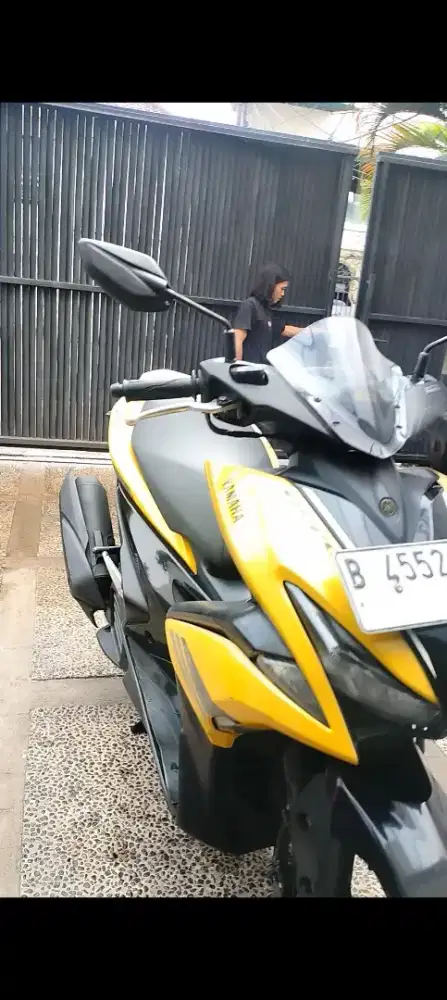 Yamaha Aerox tahun 2018 tipe standar