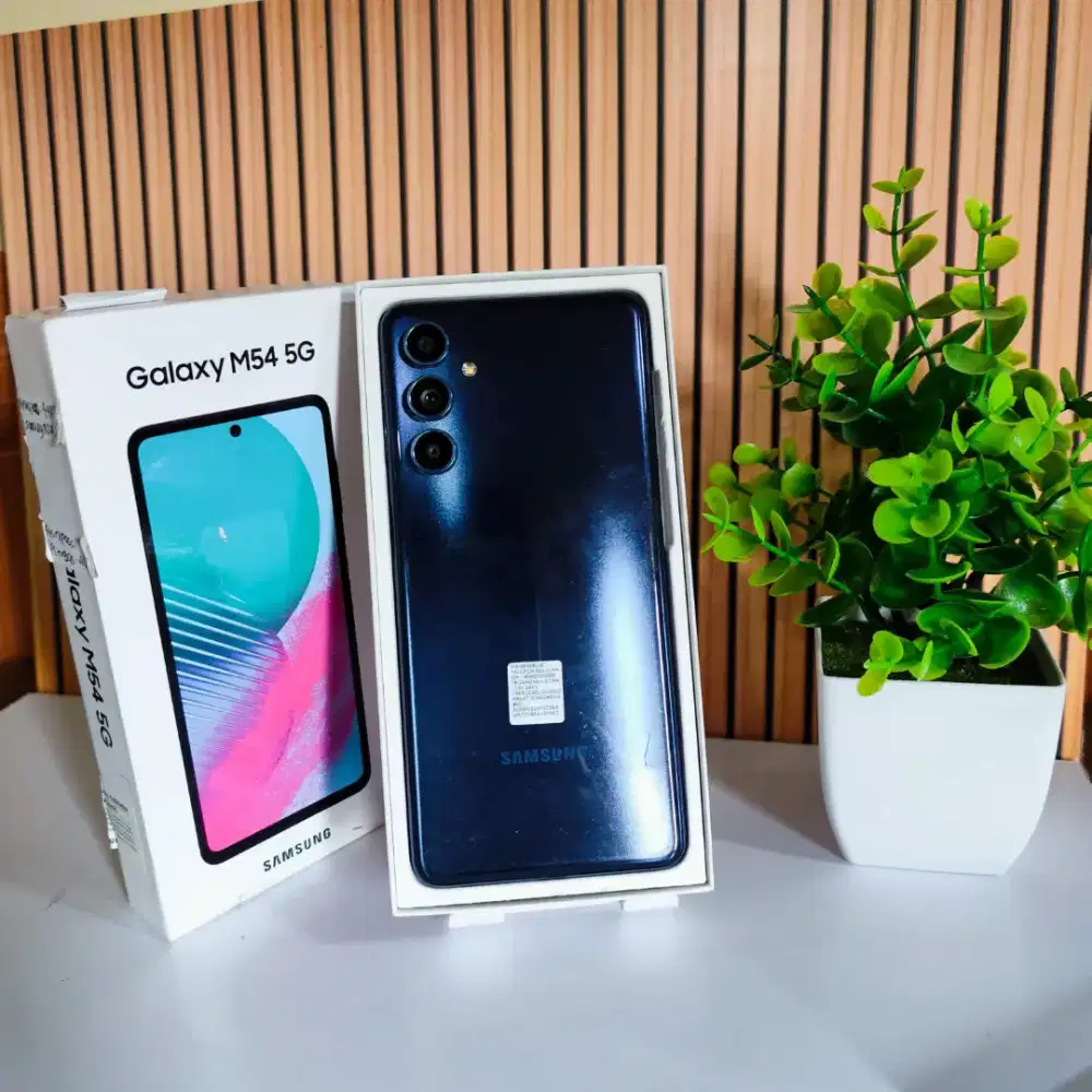 Samsung M54 5G NFC ram 8/256 fullset mulus