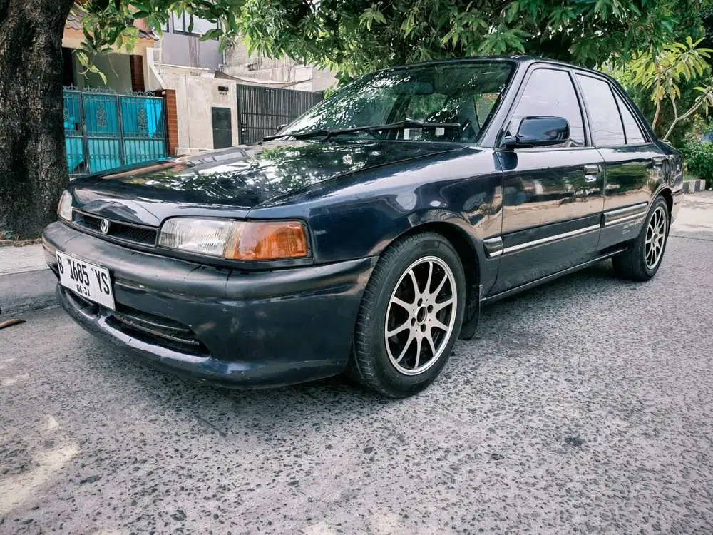 Mazda 323 1995 Bensin