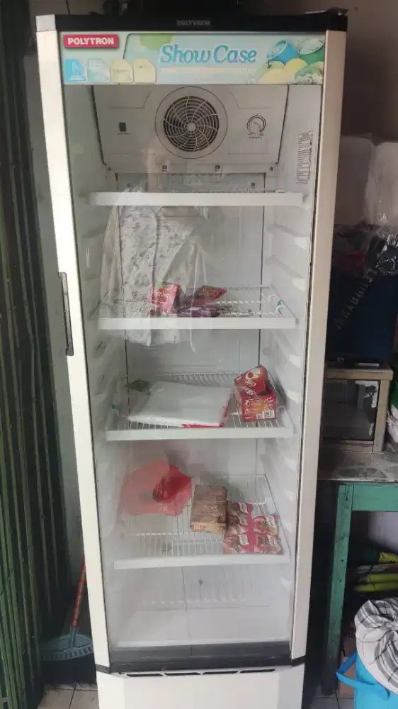 Dijual kulkas showcase bekas