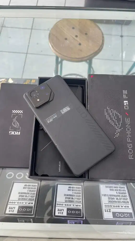 ASUS ROGPHONE 09 FE