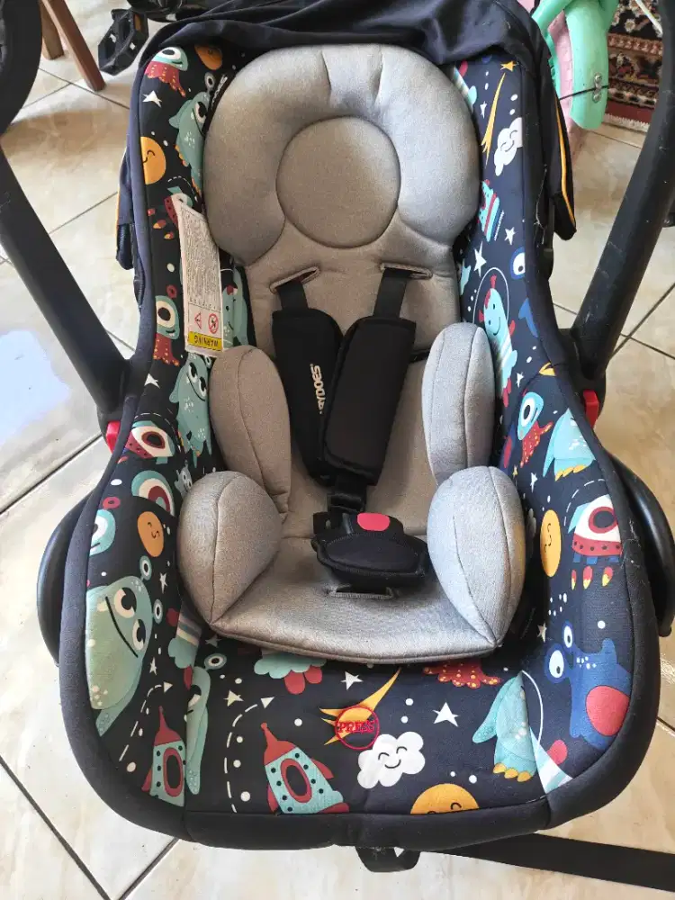 Carseat Newborn Babydoes Infant Carrier / Kursi Mobil Bayi