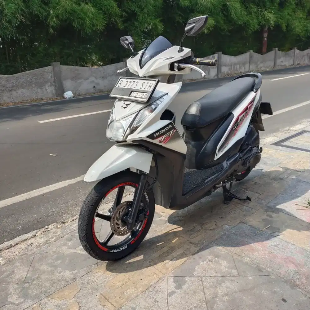 Honda Beat Fi 2013 Orisinil Lengkap Bagus Mesin Aluss