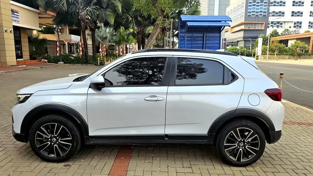 HONDA WR-V RS HS / SENSING 2023