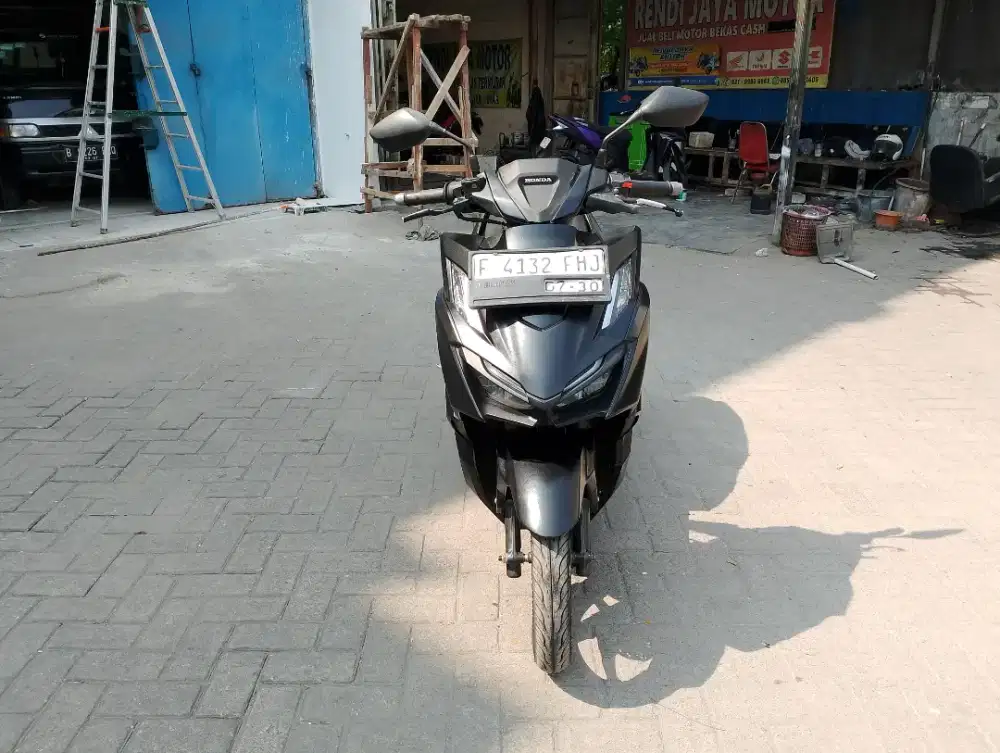 Honda Vario 160 Tahun 2022 Surat komplit