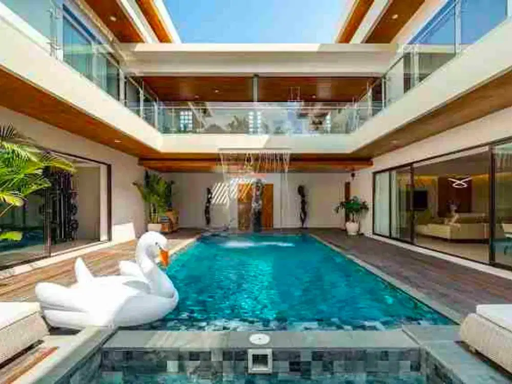 DIJUAL VILLA MEWAH AREA PREMIUM, SEMINYAK,KUTA UTARA