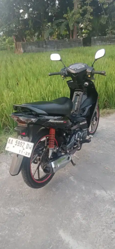 Suzuki shogun NR 2008