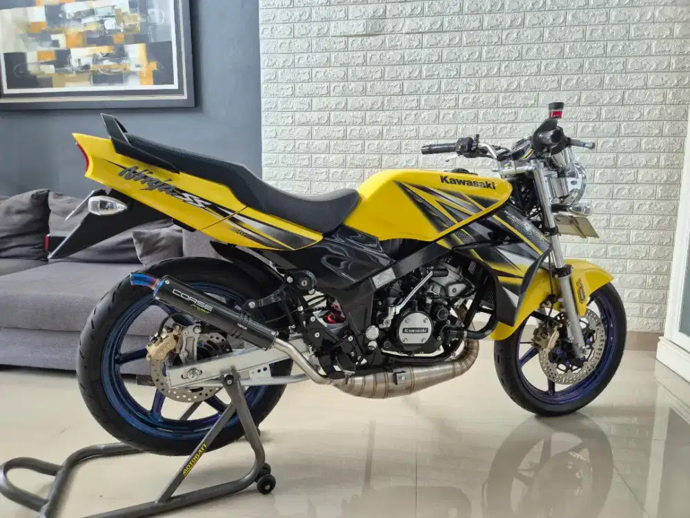 Ninja R hitam convert ss kuning
