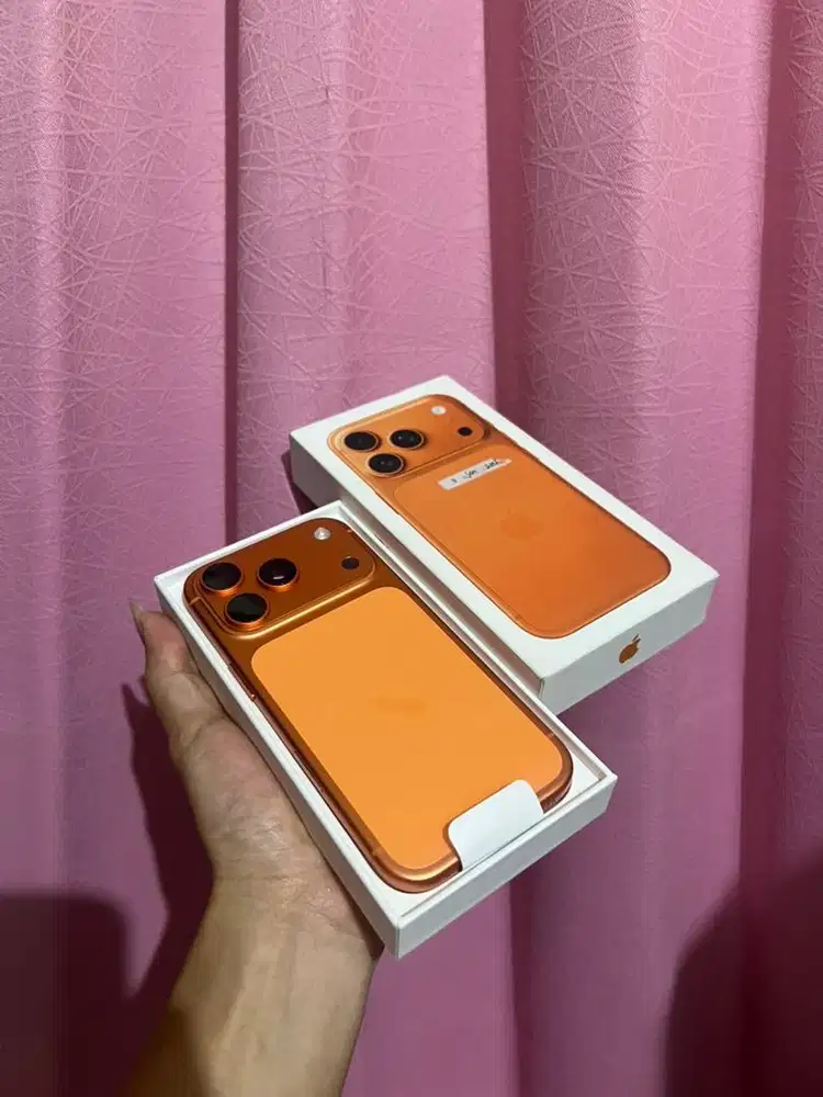 iPhone 17 PRO 256 iBox bh 98% garansi sd maret 2027 Like New